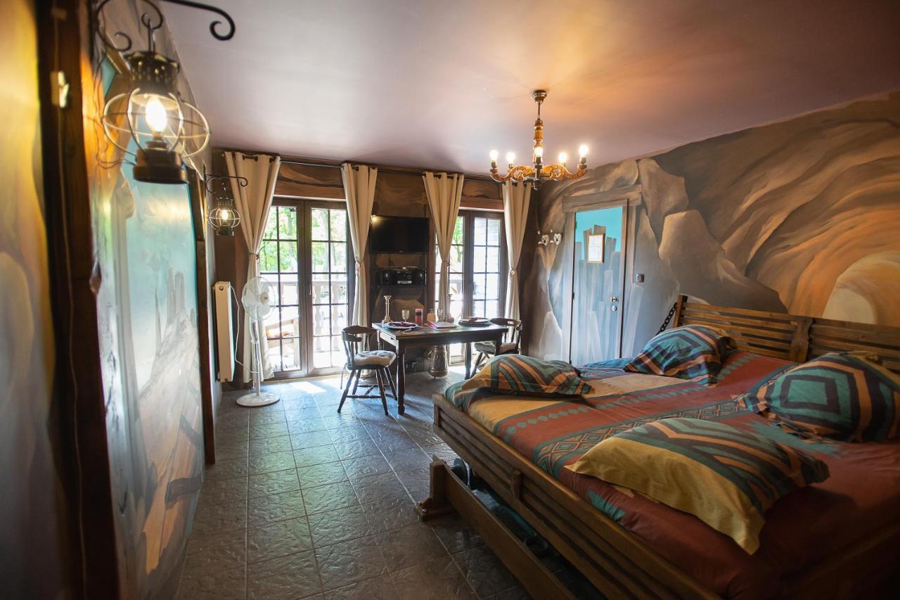 Guest House Western-City شو فونتان المظهر الخارجي الصورة
