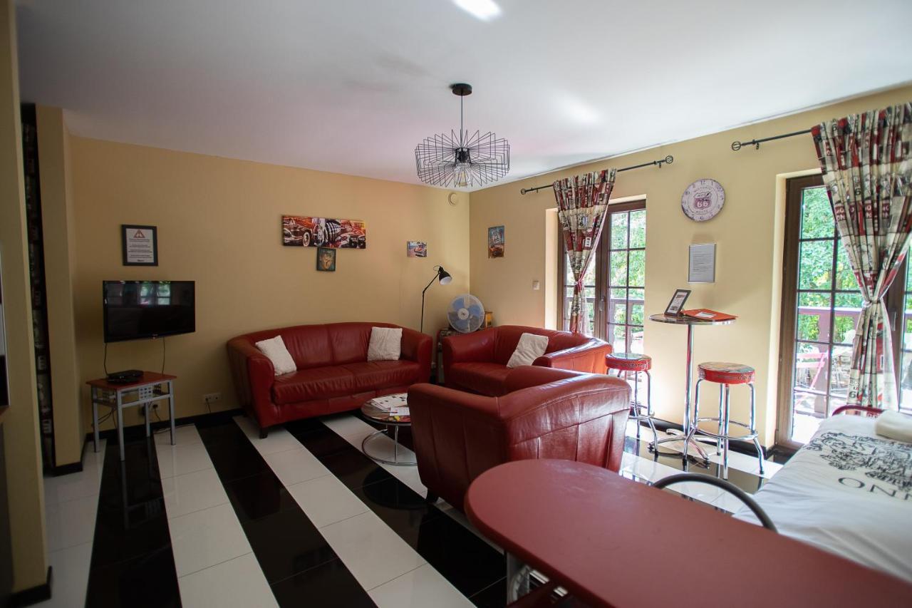 Guest House Western-City شو فونتان المظهر الخارجي الصورة