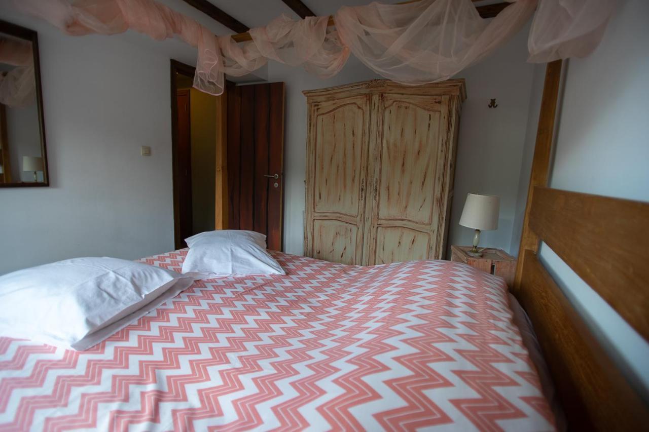 Guest House Western-City شو فونتان المظهر الخارجي الصورة