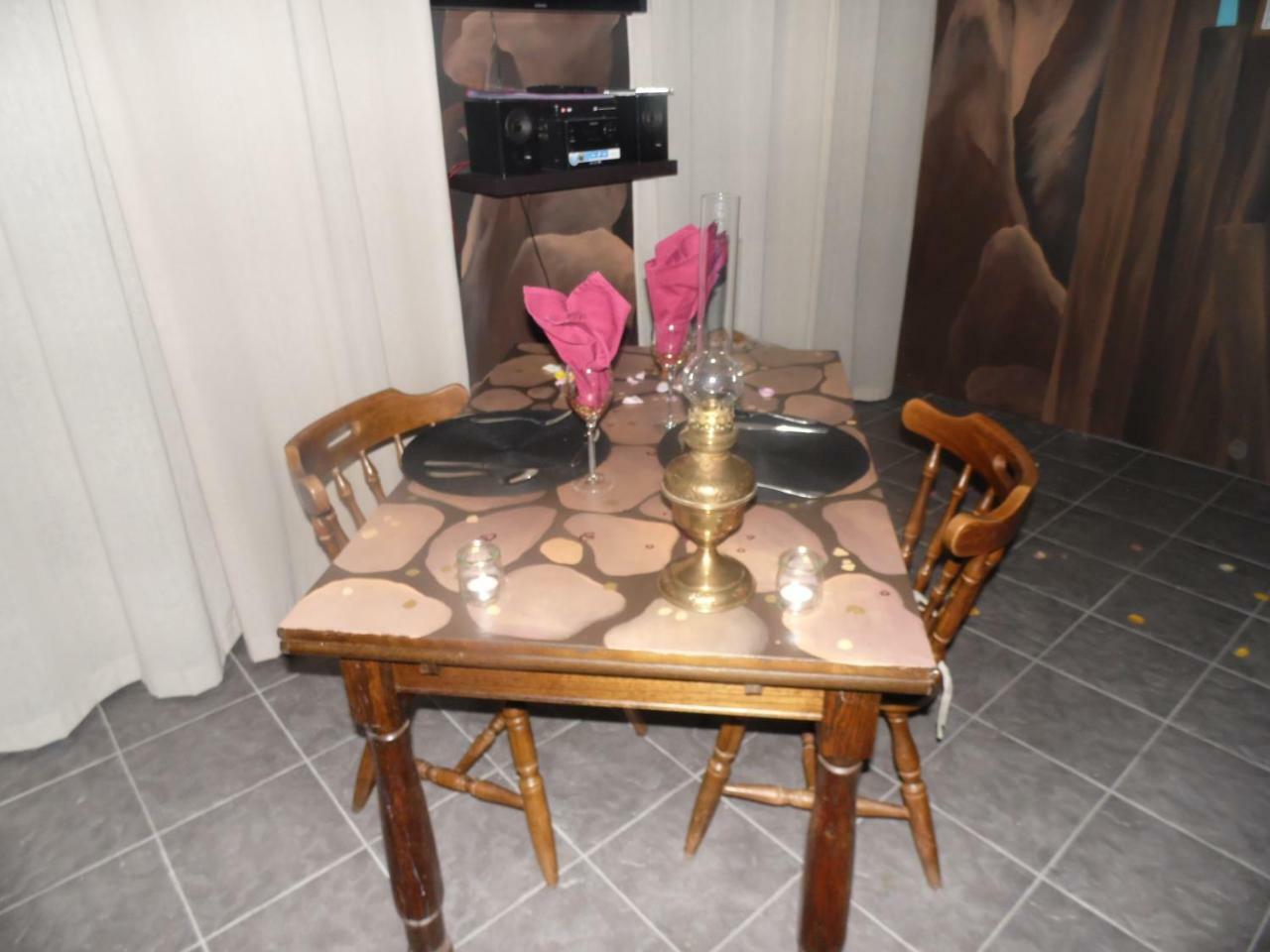 Guest House Western-City شو فونتان الغرفة الصورة